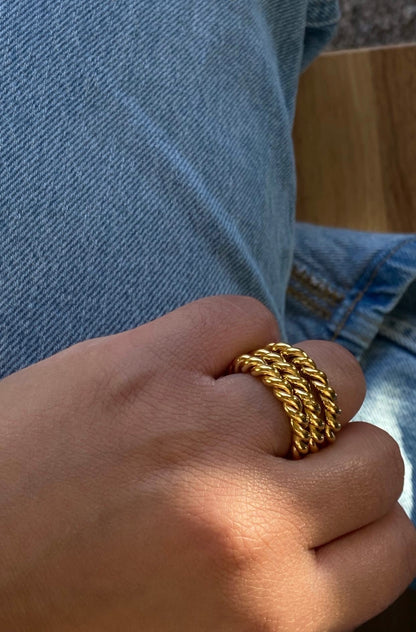 Classic Rope Ring